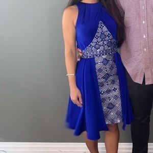 Tony Bowls one of a Kind dress